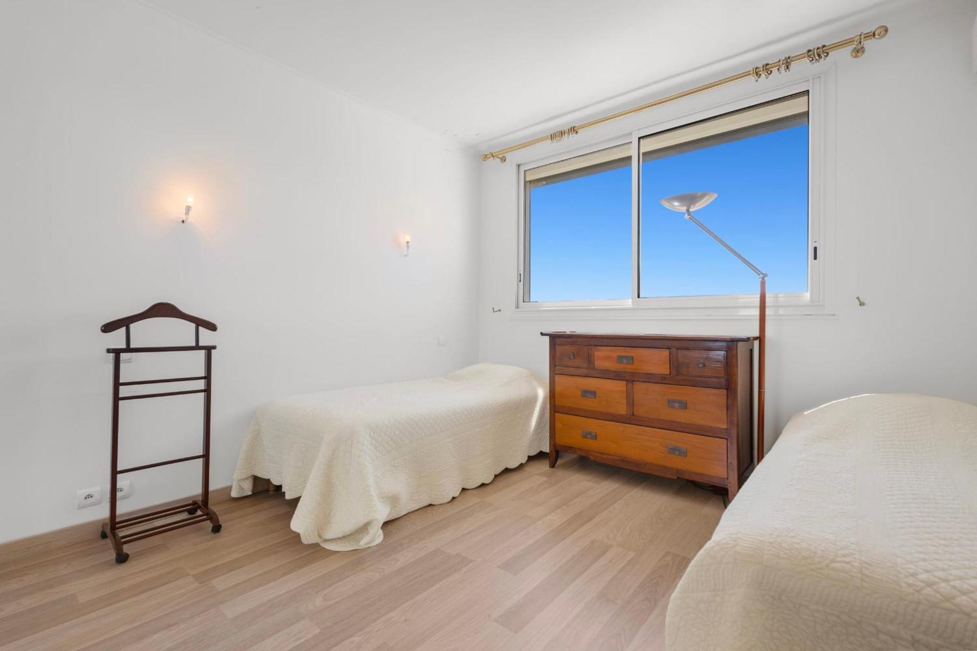 Ref 1996 Croisette - Sea View For Rent Apartment *